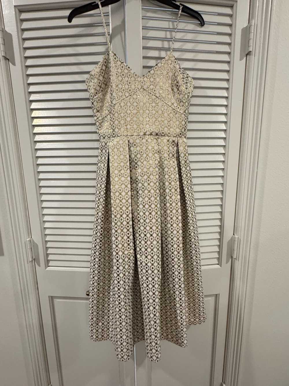 Cream & Gold Lace-Pattern Spaghetti Strap Midi Dress